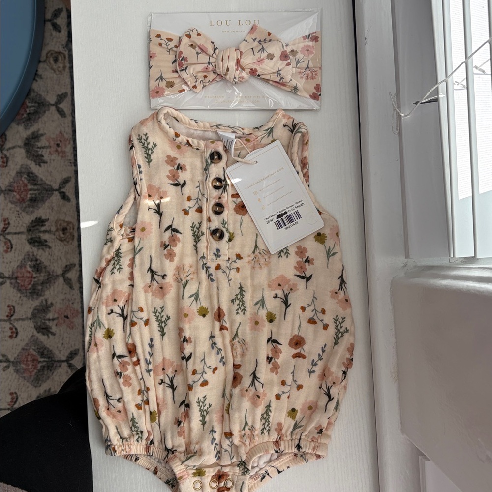Lou Lou & Company Floral Bodysuit and matching bow